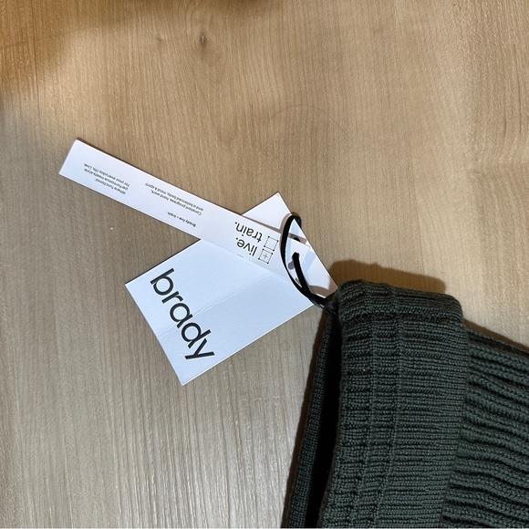 brady +Live Olive Green Knot Beanie One Size - Picture 7 of 8